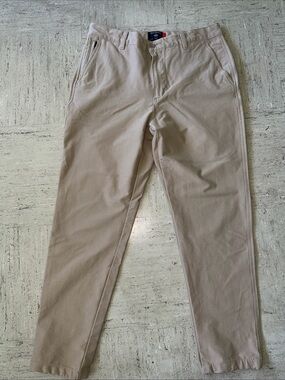 Dockers Men's Chino Pants in Light Tan